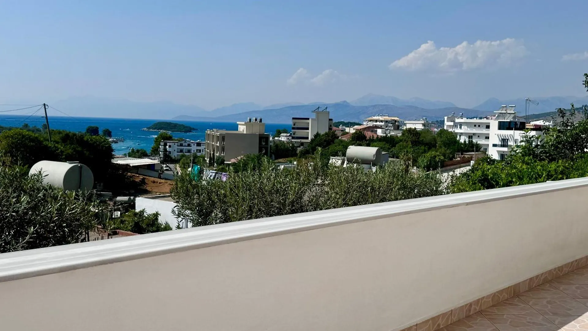 Guest house Jeti Guesthouse Ksamil Albania