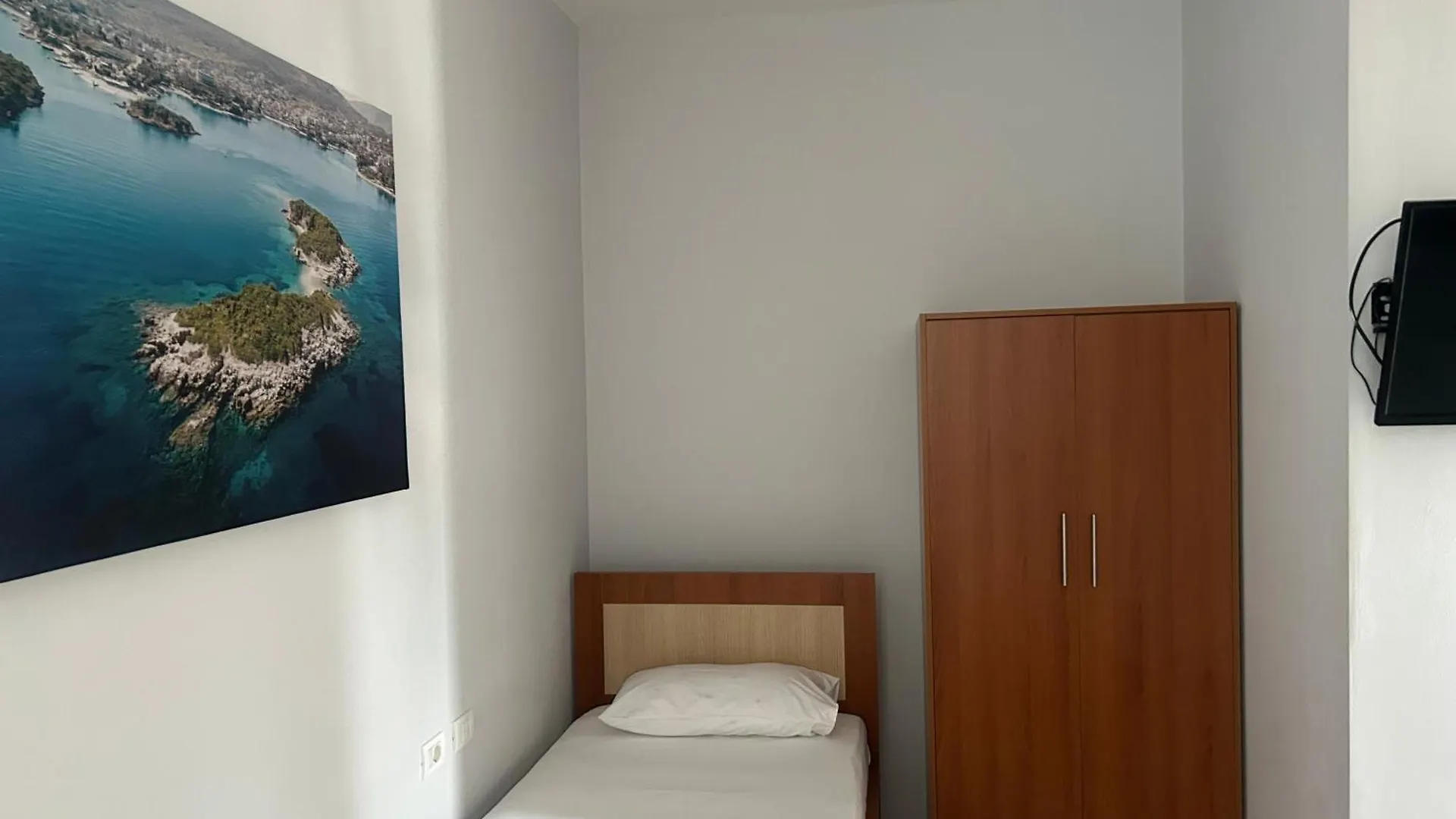 Jeti Guesthouse Ksamil Guest house