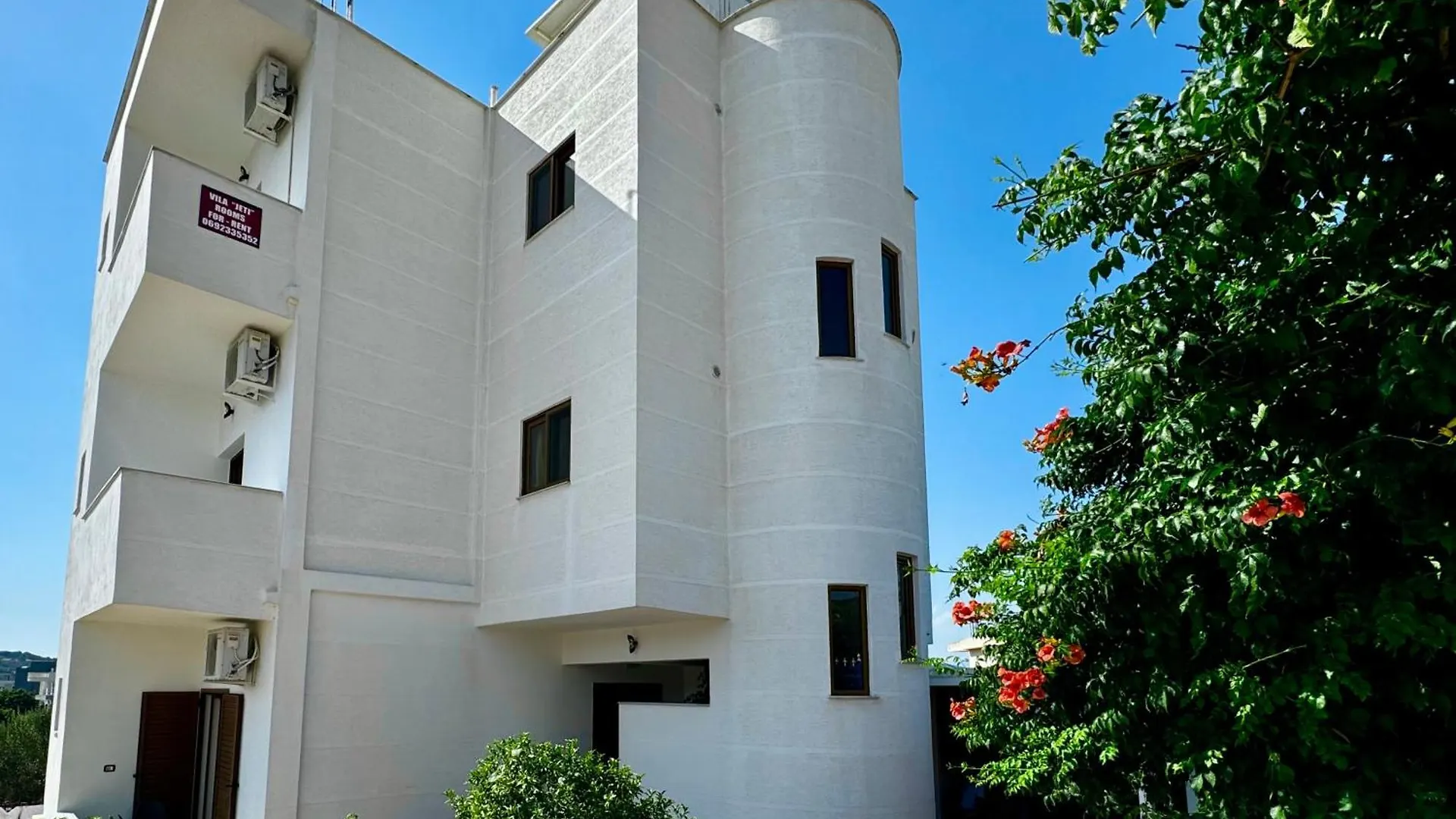Jeti Guesthouse Ksamil