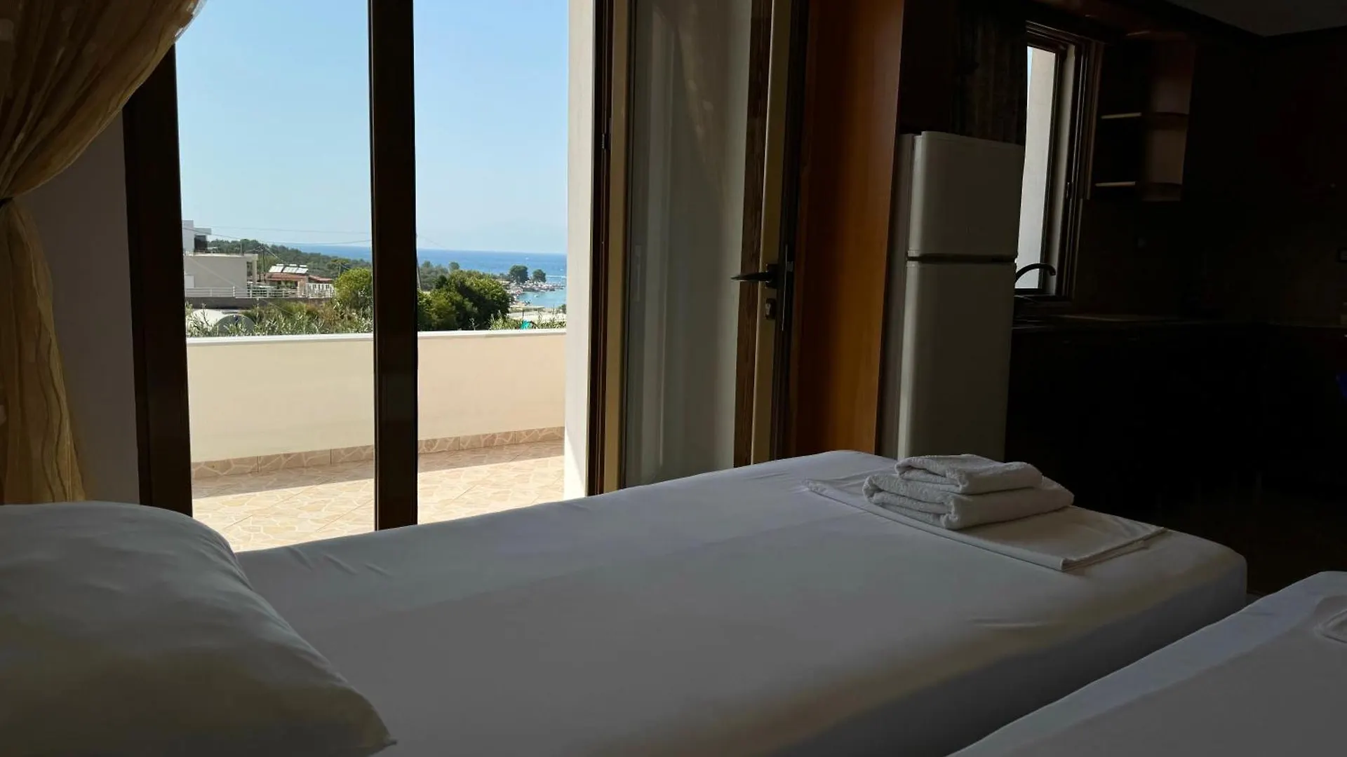Jeti Guesthouse Ksamil Albania